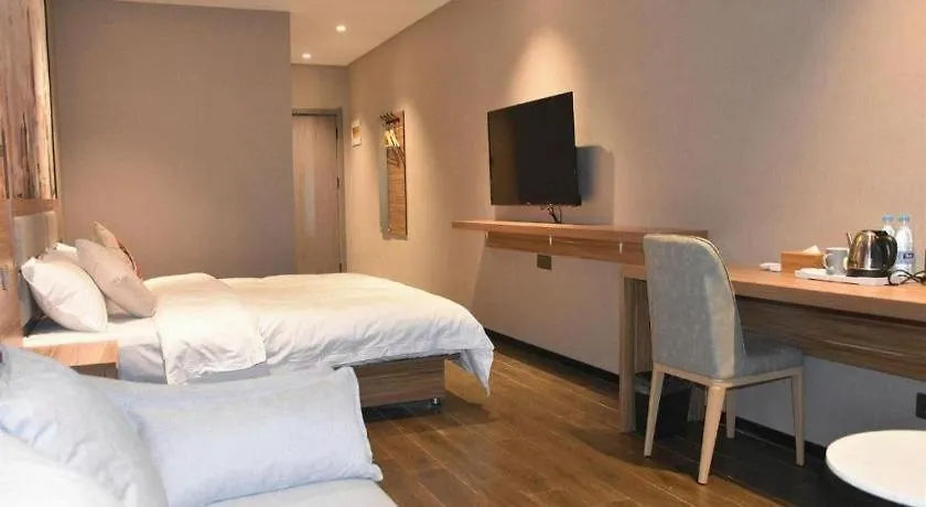 Shell Hotel Kaifeng Jin'An Road Bianxihu Wanda Plaza