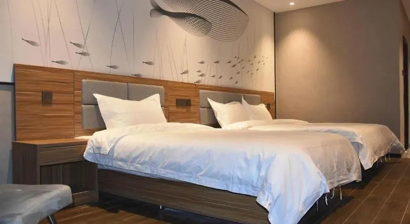 Shell Hotel Kaifeng Jin'An Road Bianxihu Wanda Plaza China