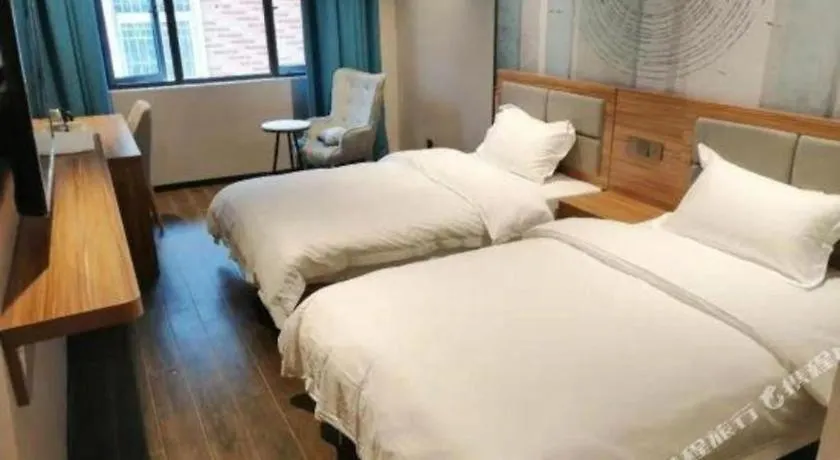 Shell Hotel Kaifeng Jin'An Road Bianxihu Wanda Plaza